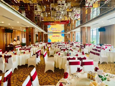 Central Luxury Hạ Long Hotel – Photos 4