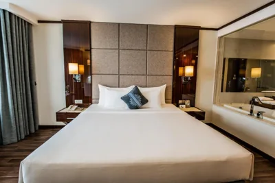 Deluxe King Room — Central Luxury Hạ Long Hotel