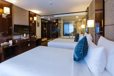 Chambre jumelle avec vue sur la montagne — Central Luxury Hạ Long Hotel